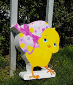 Figura 3D - PUI purtând ou de Paşte