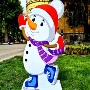 2 Figura 3D - OM DE ZAPADĂ cu patine