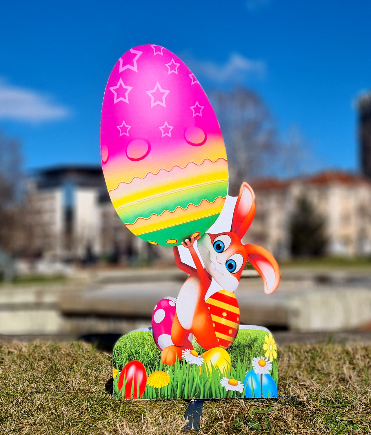Figura 3D - Iepuraș portocaliu cu OU cu model